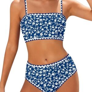 NWT Girls’ Blue Floral Swimwear Set